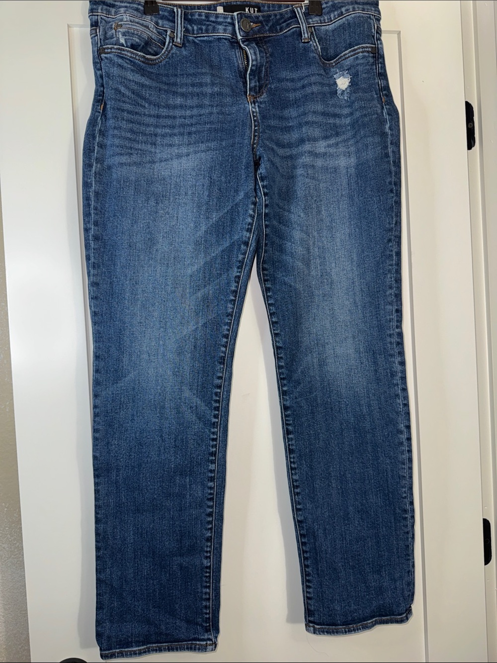 Kut from the Kloth Sz 12 Catherine Boyfriend Denim Straight Leg